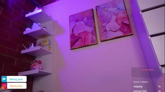 Image 8 of danna_lovs Stream on Chaturbate on 10 days ago
