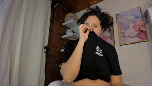 Image 3 of danna_lovs Stream on Chaturbate on 2 days ago