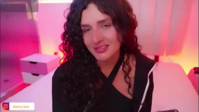 Image 8 of danna_lovs Stream on Chaturbate on 8 days ago