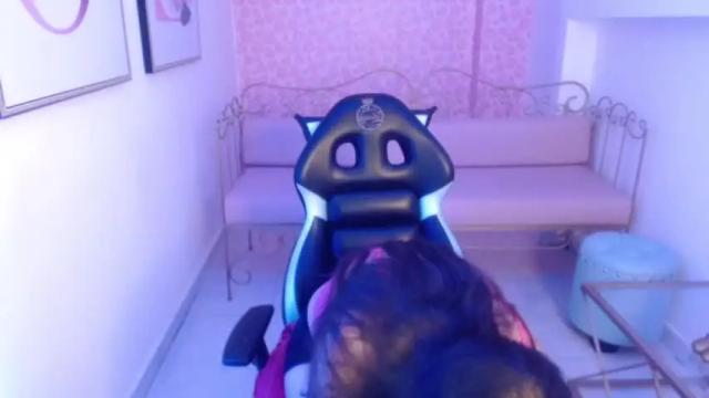 Image 3 of danna_martinezz Stream on Chaturbate on 13 months ago