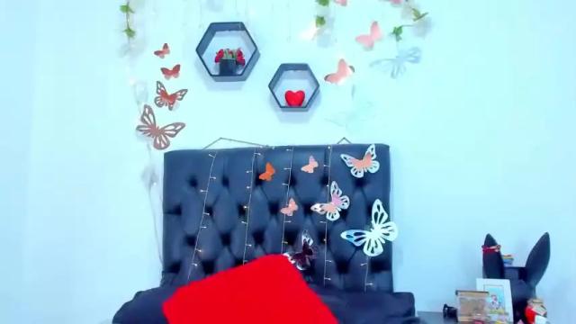 Image 2 of danna_mein Stream on Chaturbate on 16 months ago