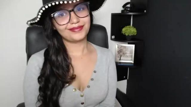 Image 11 of danna_nice8 Stream on Chaturbate on 24 months ago