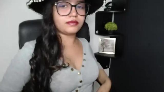 Image 12 of danna_nice8 Stream on Chaturbate on 24 months ago
