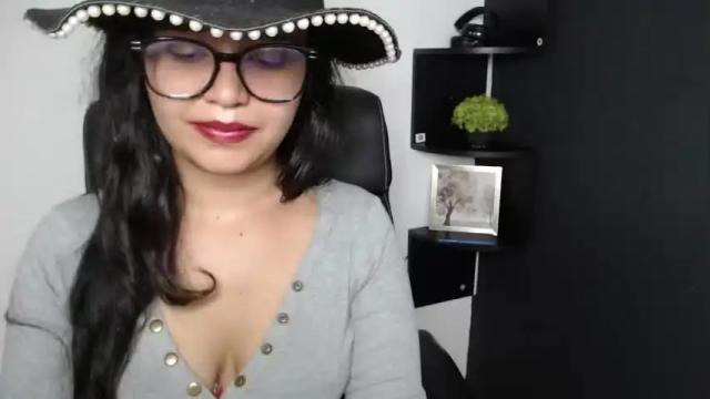 Image 2 of danna_nice8 Stream on Chaturbate on 24 months ago