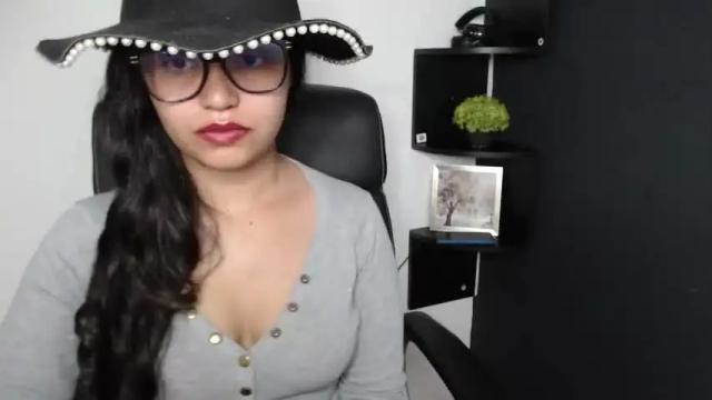 Image 6 of danna_nice8 Stream on Chaturbate on 24 months ago