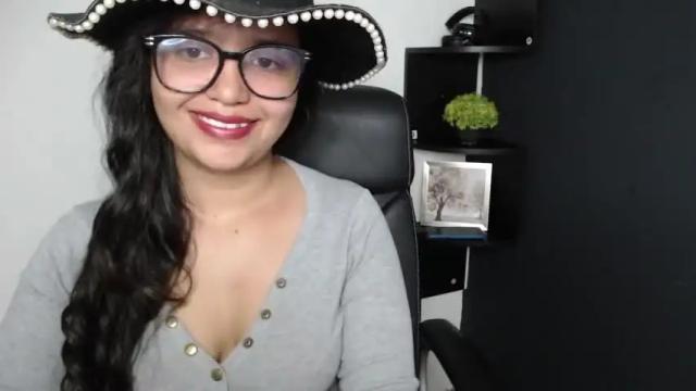 Image 8 of danna_nice8 Stream on Chaturbate on 24 months ago
