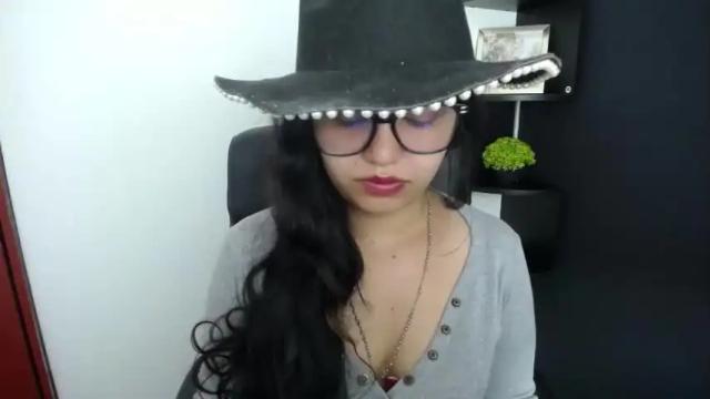 Image 2 of danna_nice8 Stream on Chaturbate on 23 months ago