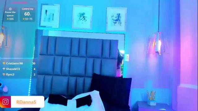 Image 4 of danna_roldann Stream on Chaturbate on 1 month ago