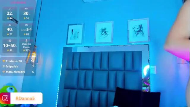 Image 8 of danna_roldann Stream on Chaturbate on 1 month ago