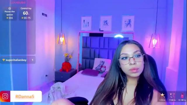Image 2 of danna_roldann Stream on Chaturbate on 1 month ago