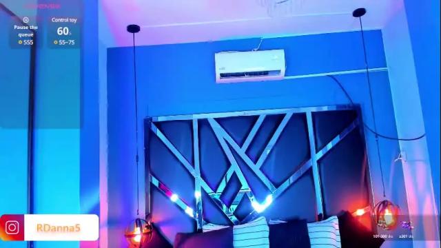 Image 2 of danna_roldann Stream on Chaturbate on 18 days ago