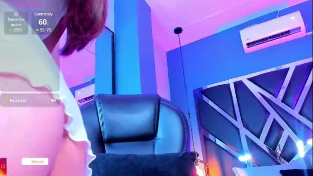 Image 12 of danna_roldann Stream on Chaturbate on 14 days ago