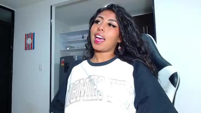 Image 10 of danna_schmidt23 Stream on Chaturbate on 15 months ago