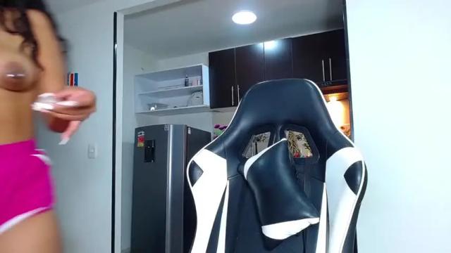 Image 11 of danna_schmidt23 Stream on Chaturbate on 15 months ago