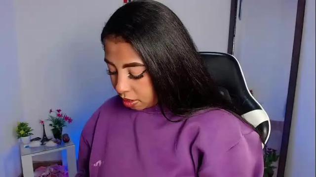 Image 2 of danna_schmidt23 Stream on Chaturbate on 29 days ago