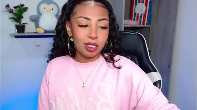 Image 2 of danna_schmidt23 Stream on Chaturbate on 28 days ago