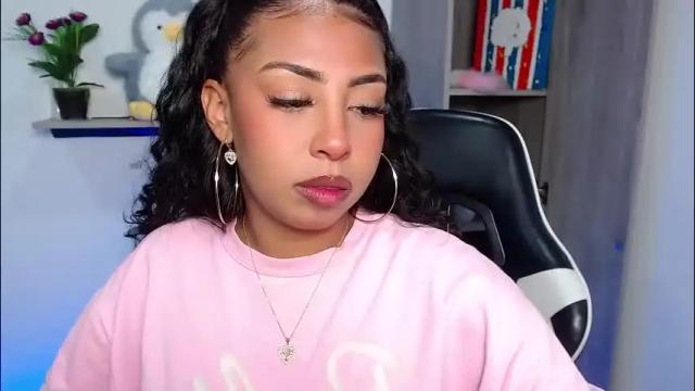 Image 4 of danna_schmidt23 Stream on Chaturbate on 28 days ago