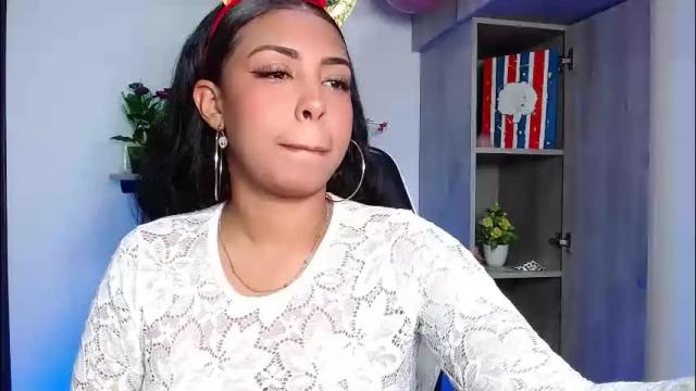 Image 10 of danna_schmidt23 Stream on Chaturbate on 11 days ago