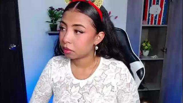 Image 8 of danna_schmidt23 Stream on Chaturbate on 11 days ago