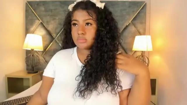 Image 4 of dannafalco25 Stream on Chaturbate on 22 months ago