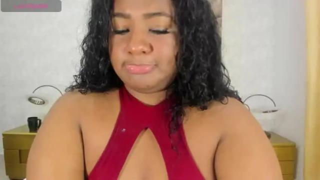 Image 2 of dannafalco25 Stream on Chaturbate on 13 months ago