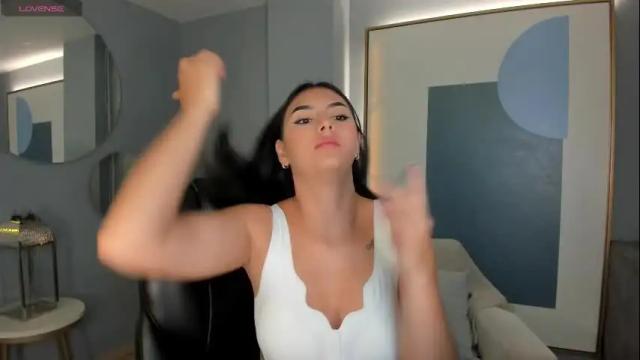 Image 2 of dannagibbs Stream on Chaturbate on 1 month ago