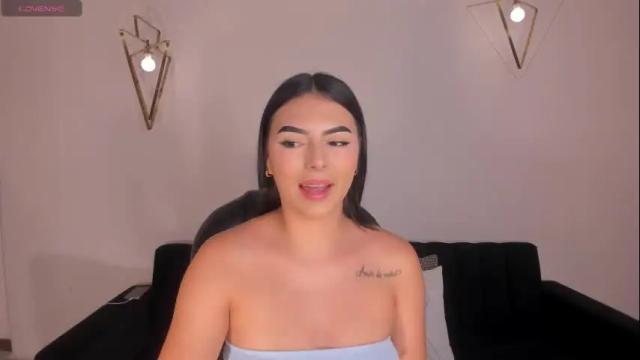Image 10 of dannagibbs Stream on Chaturbate on 1 month ago