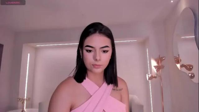 Image 7 of dannagibbs Stream on Chaturbate on 1 month ago