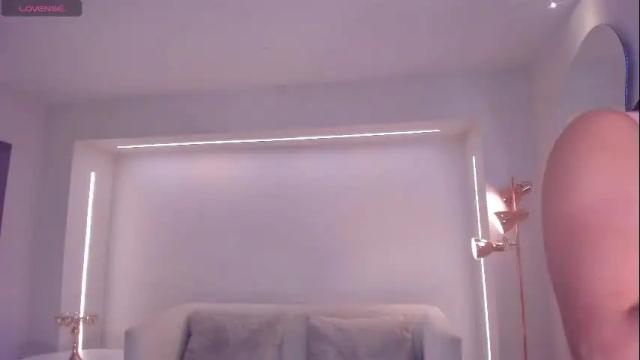 Image 8 of dannagibbs Stream on Chaturbate on 1 month ago