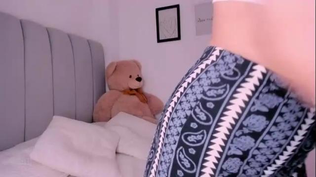 Image 2 of dannahyde Stream on Chaturbate on 10 days ago