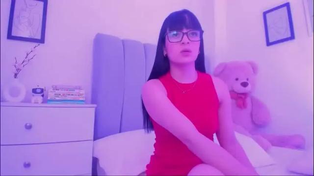 Image 12 of dannahyde Stream on Chaturbate on 2 months ago