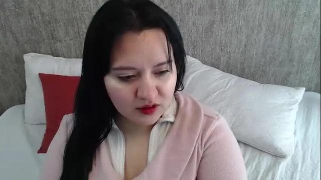 Image 3 of dannarossy_ Stream on Chaturbate on 1 month ago