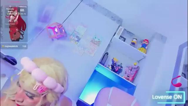 Image 3 of danniigrovers Stream on Chaturbate on 1 day ago