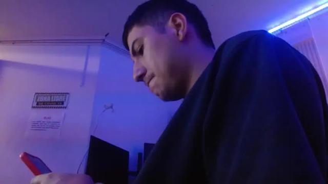 Image 7 of danny_and_emma Stream on Chaturbate on 16 months ago