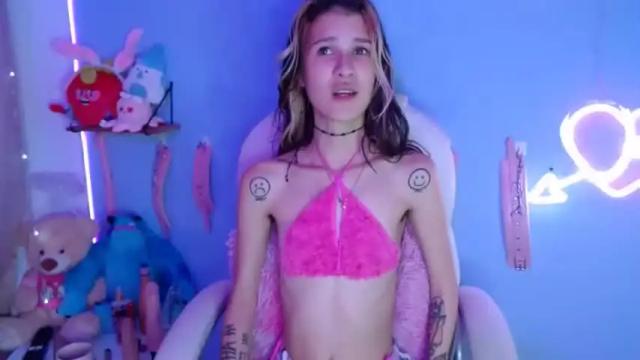 Image 2 of dannycandyy Stream on Chaturbate on 15 months ago