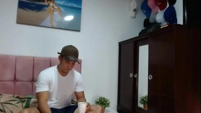 Image 3 of dannyhothot Stream on Chaturbate on 1 month ago