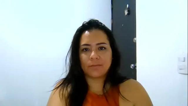 Image 3 of dany_alexa Stream on Chaturbate on 1 month ago