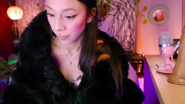 Image 6 of danyafire Stream on Chaturbate on 17 months ago