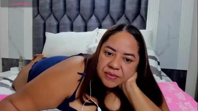 Image 2 of daphaineex Stream on Chaturbate on 4 months ago