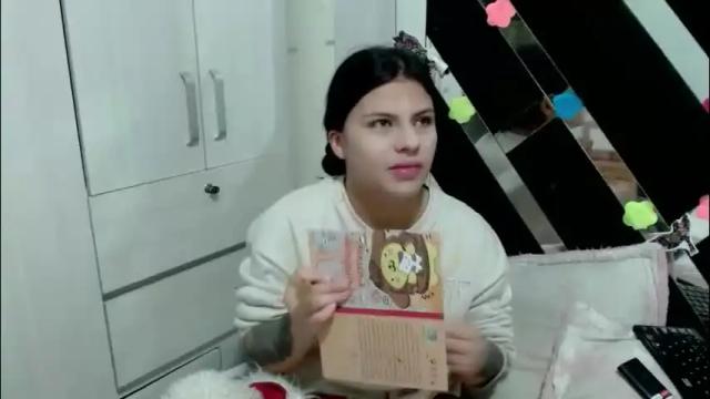 Image 3 of daphne877046 Stream on Chaturbate on 1 month ago