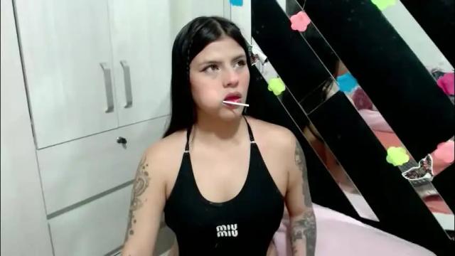 Image 8 of daphne877046 Stream on Chaturbate on 8 days ago