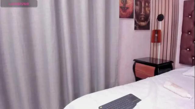 Image 6 of daphne_fox_ Stream on Chaturbate on 1 month ago