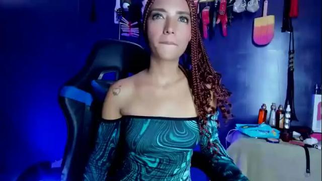 Image 7 of daphneandrade Stream on Chaturbate on 22 days ago