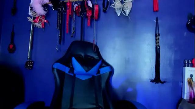 Image 3 of daphneandrade Stream on Chaturbate on 3 months ago