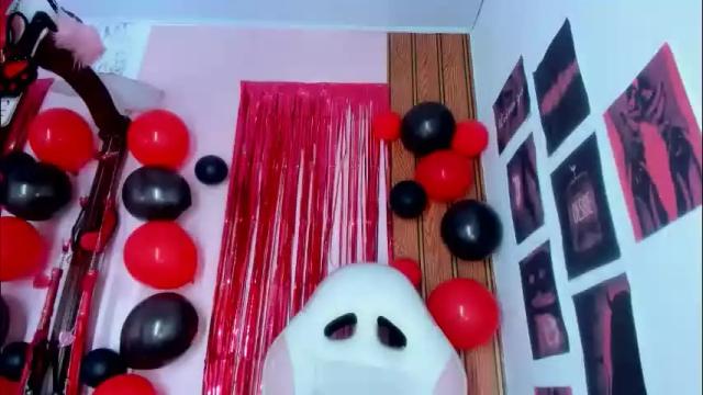 Image 6 of daphneandrade Stream on Chaturbate on 1 month ago