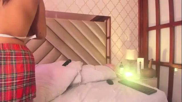 Image 4 of daphnebridge Stream on Chaturbate on 2 months ago