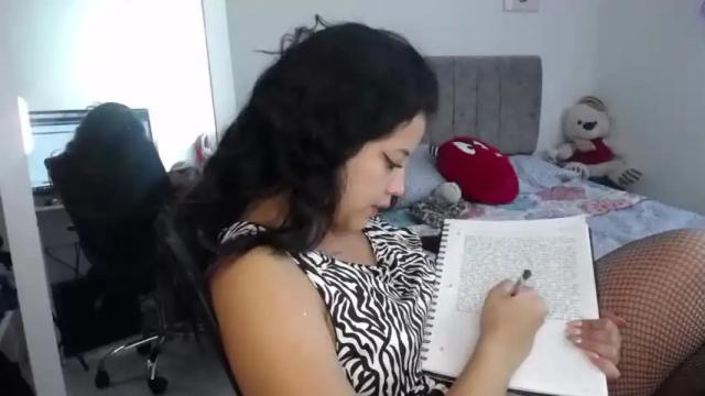 Image 10 of daphnee11 Stream on Chaturbate on 16 months ago