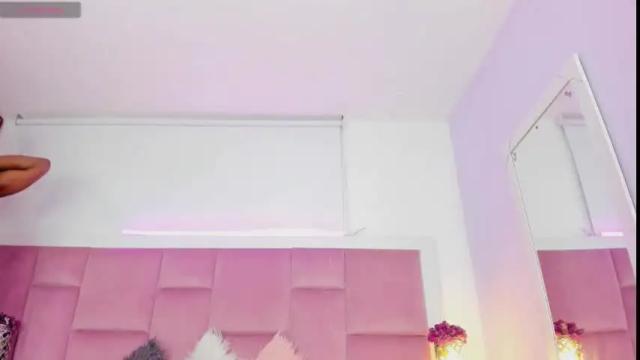 Image 7 of daphnelloyd Stream on Chaturbate on 5 days ago