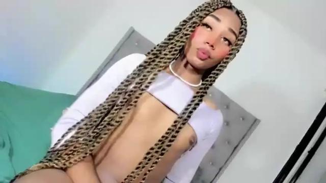 Image 7 of daphsexi_dolls Stream on Chaturbate on 17 months ago
