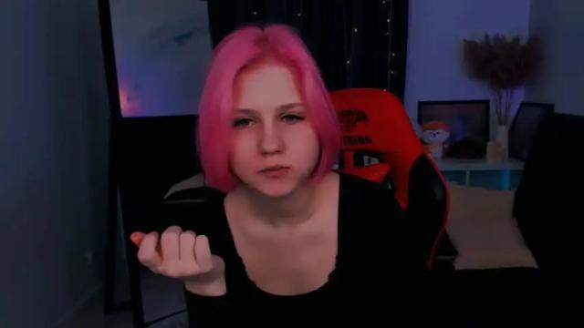 Image 2 of daramoora Stream on Chaturbate on 13 months ago